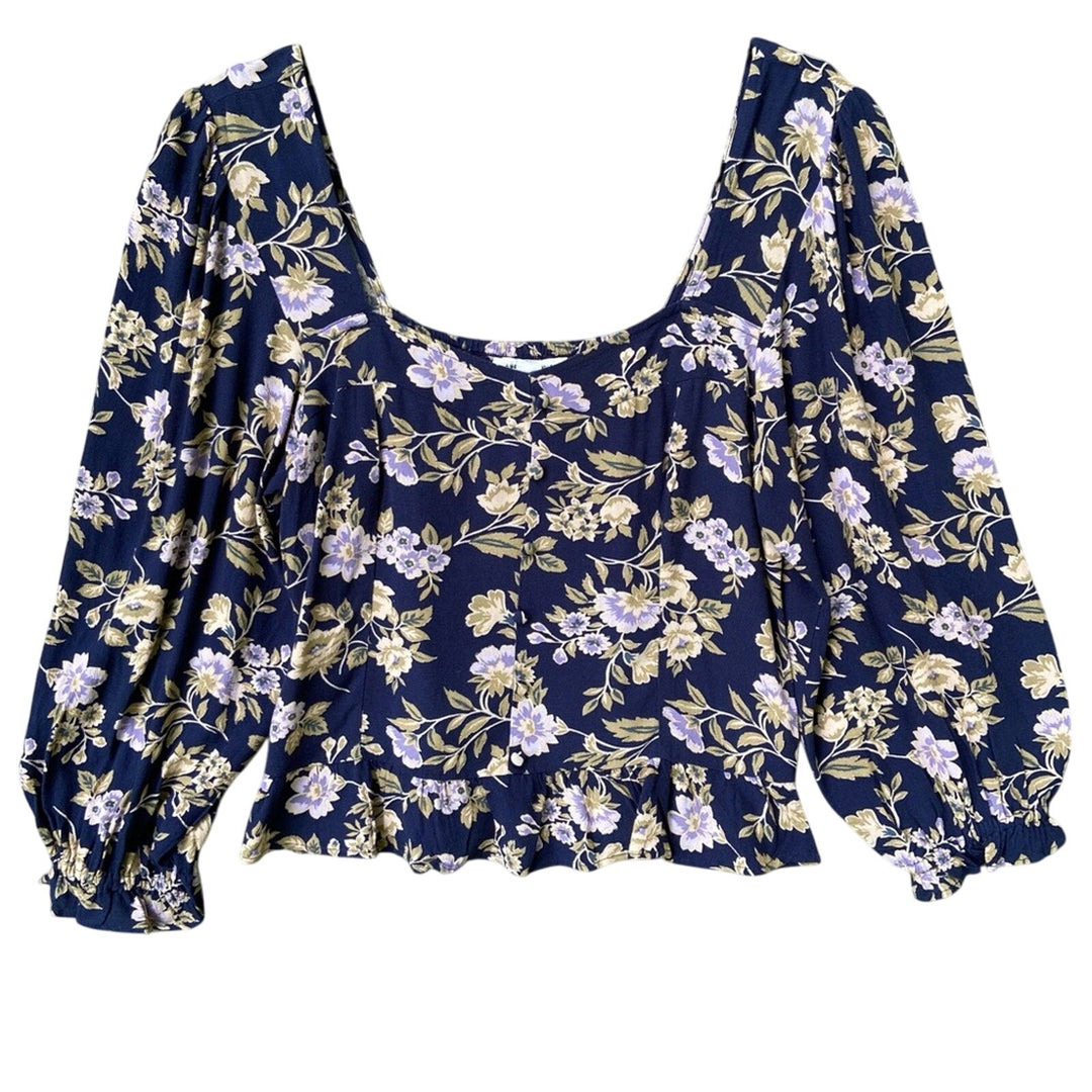 New American Eagle Womens Medium 100% Viscose Long Sleeve Navy Floral Crop Top