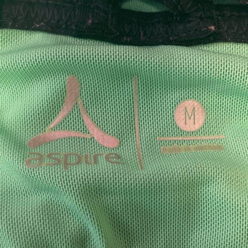 Aspire Womens Medium Athletic Shelf Bra Lined Criss Cross Back Tank Top