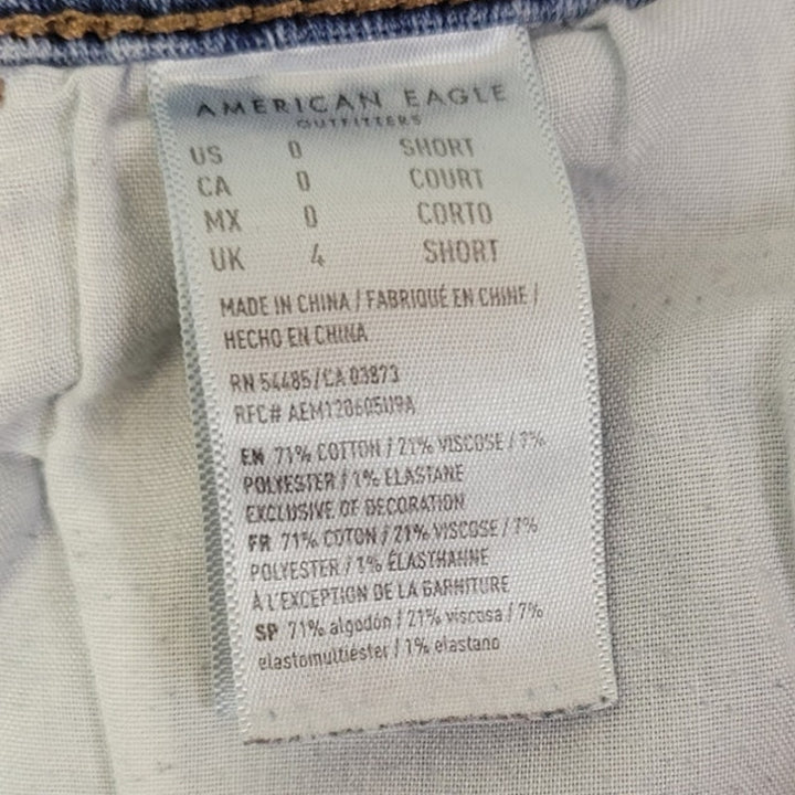 American Eagle Womens 0 Short Factory Whiskered, Faded &amp; Distressed Denim Jeans