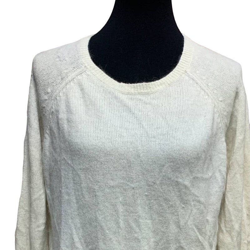 H&amp;M Medium White Angora Long Sleeve White Crew Neck Long Slv Super Soft Sweater