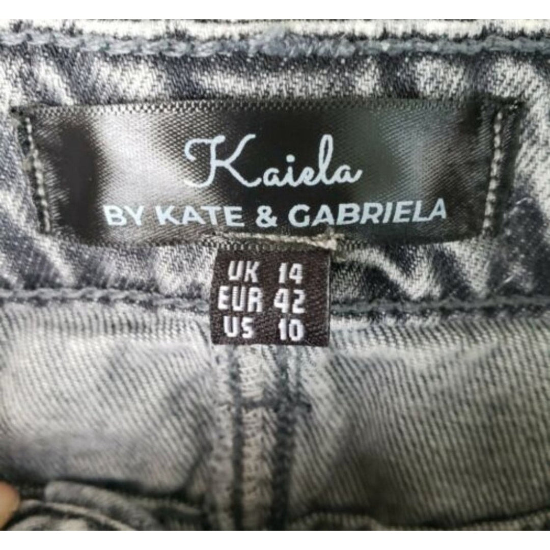 NWT New Kaiela Womens Size 10 Gray Acid Wash 100% Cotton Distressed Denim Jeans