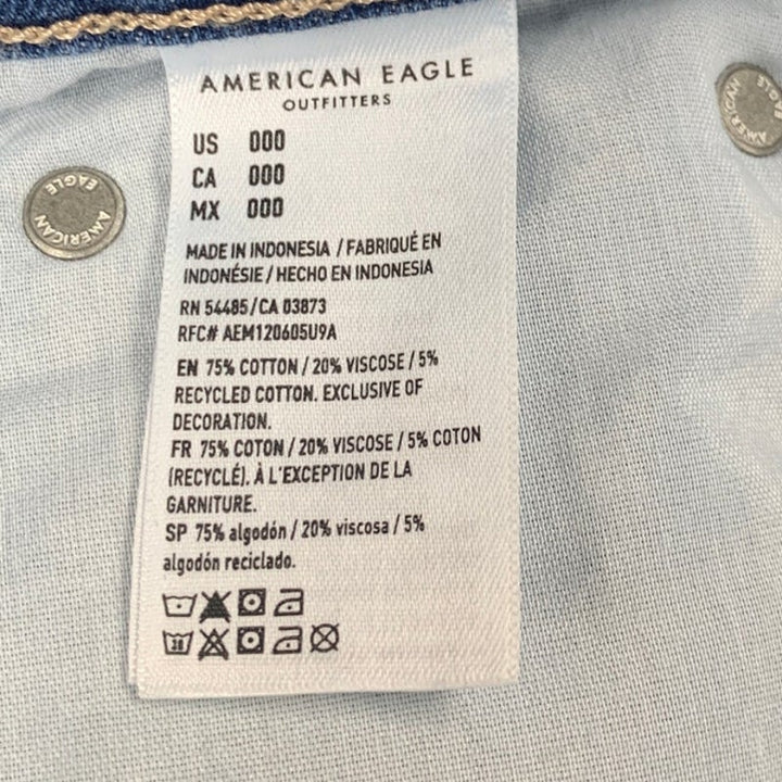 New American Eagle Womens Size 6 Factory Distressed Stovepipe Denim Blue Jeans
