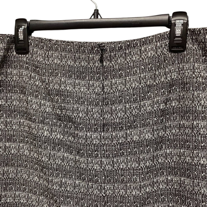 Anne Klein Size 12 Polyester Blend Black White Woven Short Career Pencil Skirt