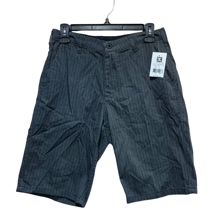New DC Shoes Size 28 Black on Gray Pinstripe Chino Long Board Shorts w Pockets