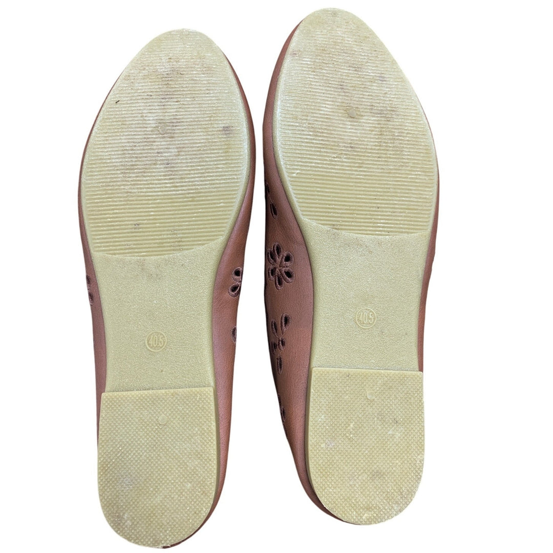 Fracora Womens Size 9.5 Brown Faux Leather Eyelet Flower Ballet Flats Shoes