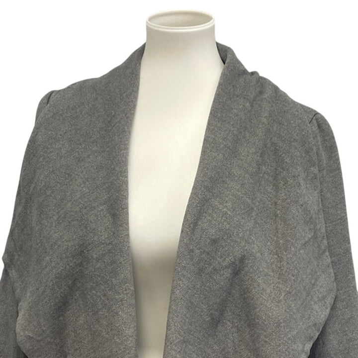 H&amp;M Divided Womens Size 8 Wool Blend Fully Lined Belted Flowy Lapel Winter Coat