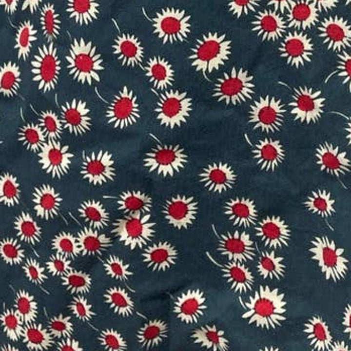 Old Navy Red Center Daisy Flower Double Handle 100% Cotton Lined Tote Bag