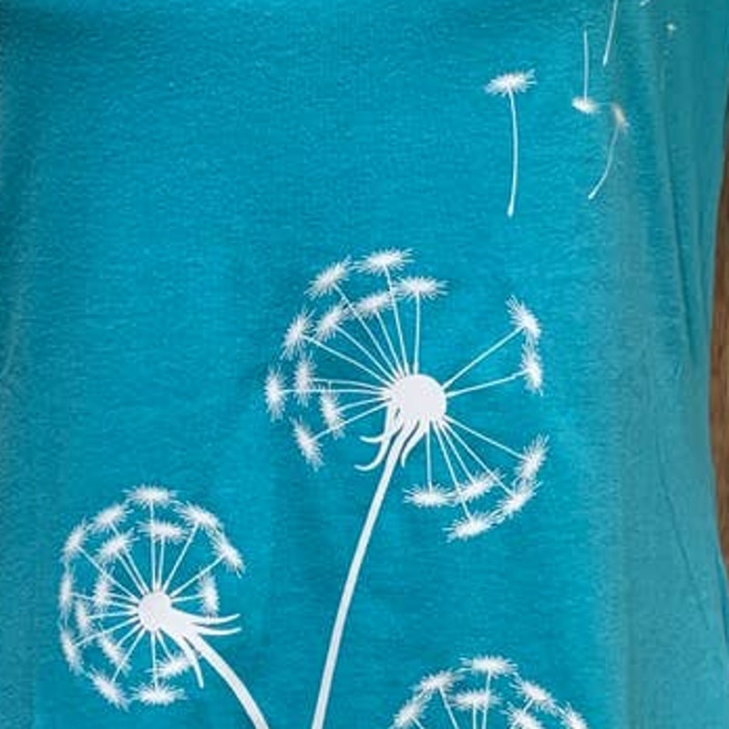 New Hand Printed Medium Make A Wish Dandelion Short Sleeve PolyCotton VNeck Tee