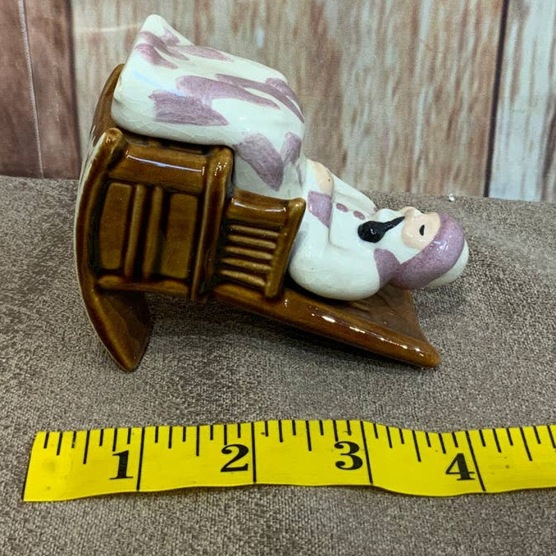 Vintage Santa Old Man w Pipe Porcelain Rocking Chair Salt Pepper Shakers