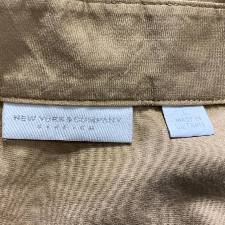 New York &amp; Company Stretch Large Tan Fitted Long Sleeve Half Button Down Blouse