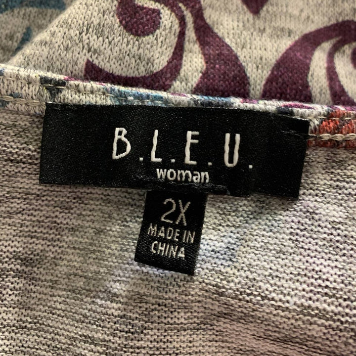 Bleu Woman 2X Long Sleeve Floral Vines Polyblend Knit Top with Pockets