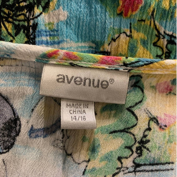 Avenue Size 14/16 Lightweight Button Down Venice Italy European City Flowy Top