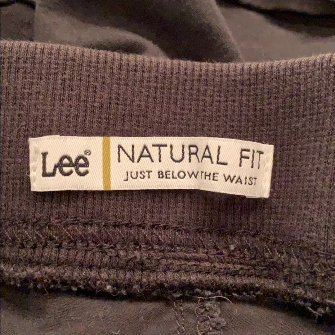 3 Supplies Lee Womens Medium Size 8 Button Fly Cutoff Denim &amp; Black Shorts