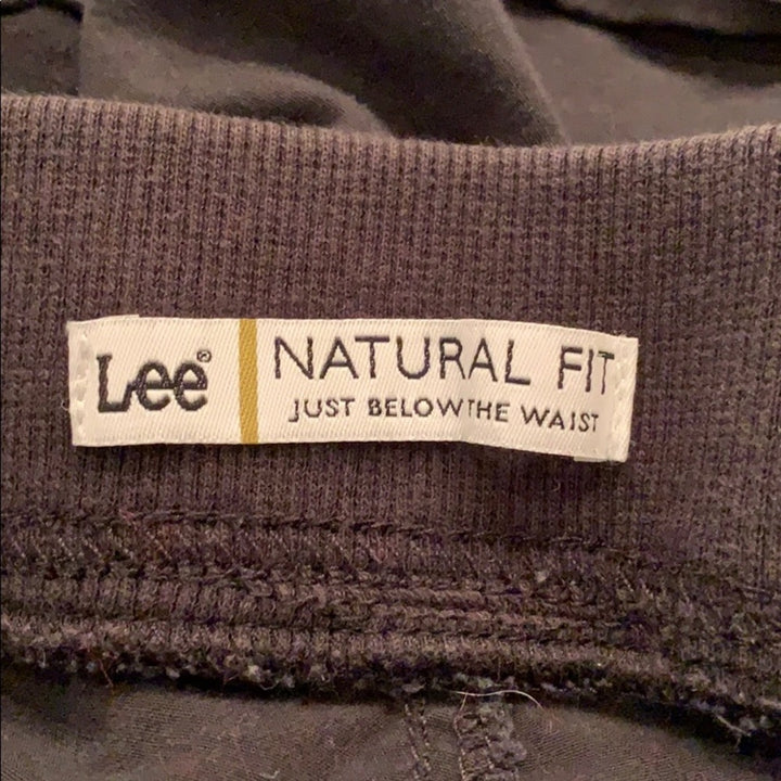 3 Supplies Lee Womens Medium Size 8 Button Fly Cutoff Denim &amp; Black Shorts