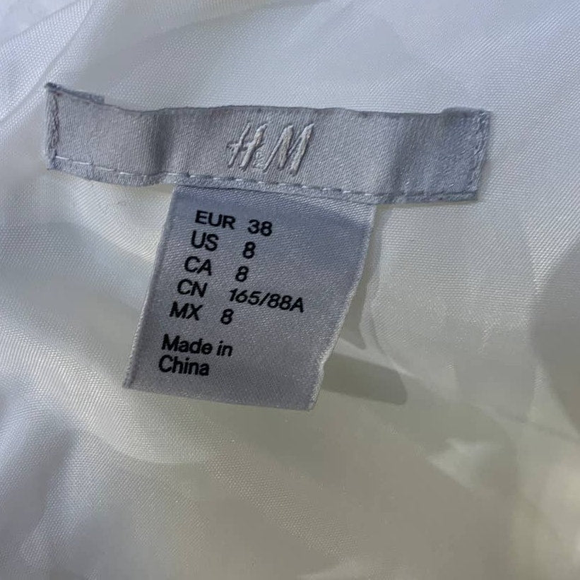 H&amp;M Size 8 White Sleeveless Fit &amp; Flare Silver Flower Sequins Sleeveless Dress