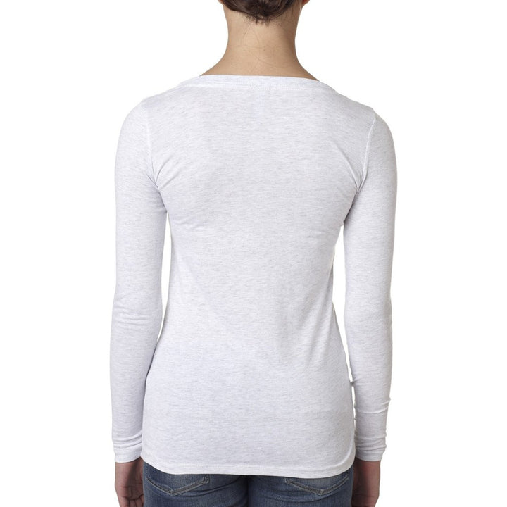 New Alley Designs Womens Light Gray Elephant Spirit Long Sleeve Scoop Neck Tee
