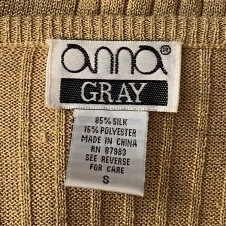 Anna Gray Small Silk Blend Sparkly Gold Scoop Neck Long Sleeve Strechy Sweater