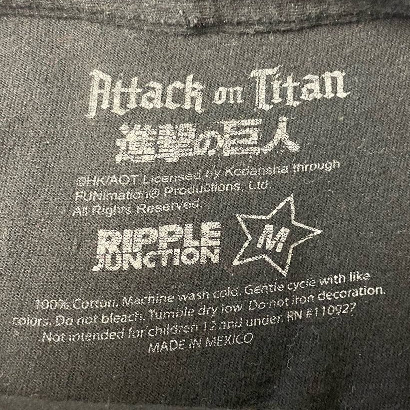Attack on Titan Womens Medium Short Sleeve 100% Cotton Crew Neck Tee Shirt