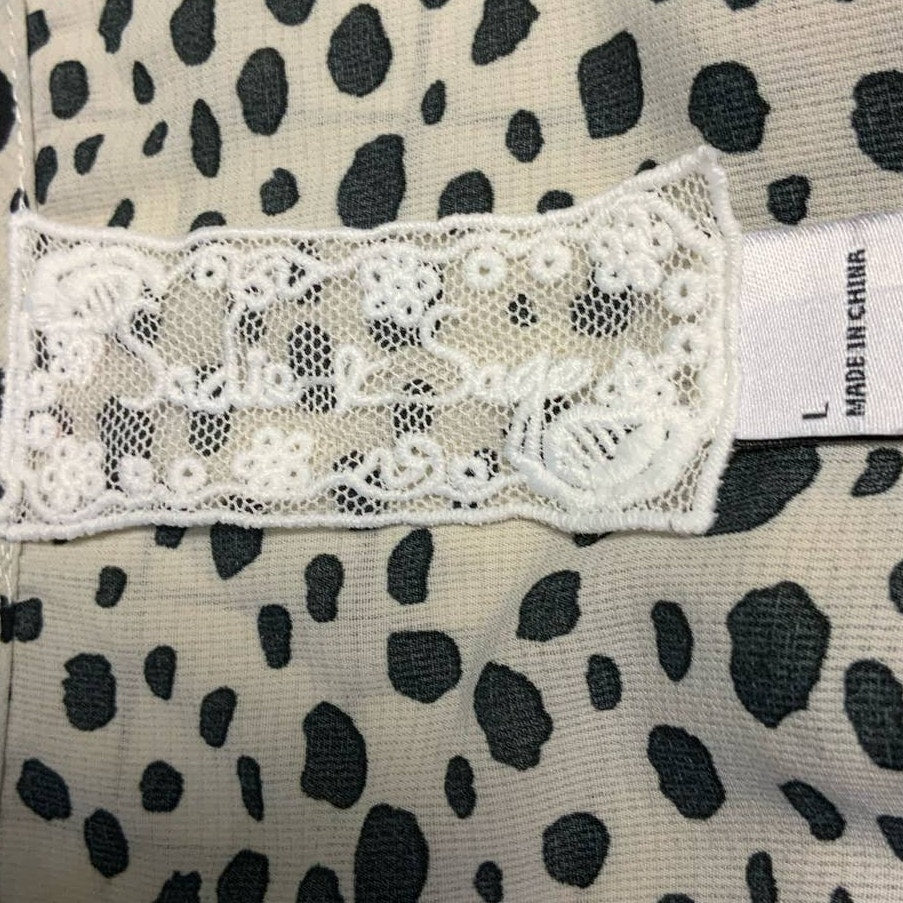 Sadie &amp; Sage Large Deep V Dalmation Polka Dot Flowy Gathered Waist Blouse Top
