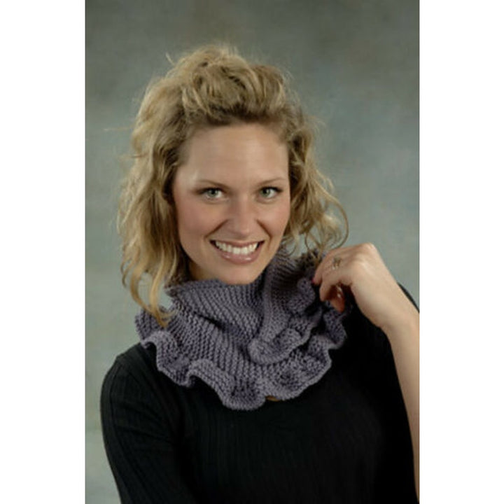 New Michelle Porter Plymouth Yarn 1939 Ruffled Scarf Shawl Knitting Pattern