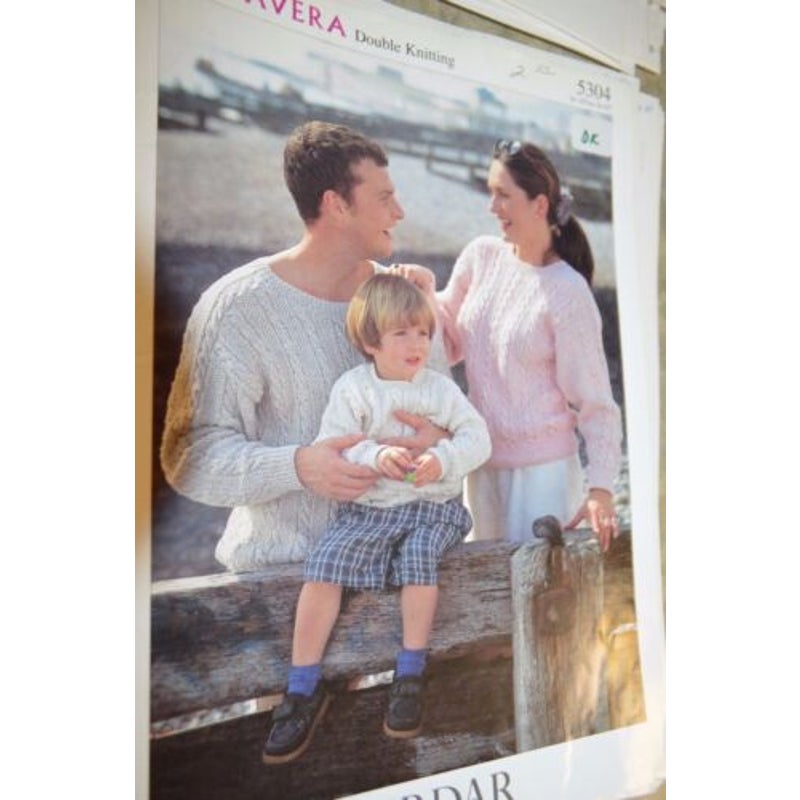 New Sirdar 5304 Primavera Family Pullover Sweater Double Knitting Pattern