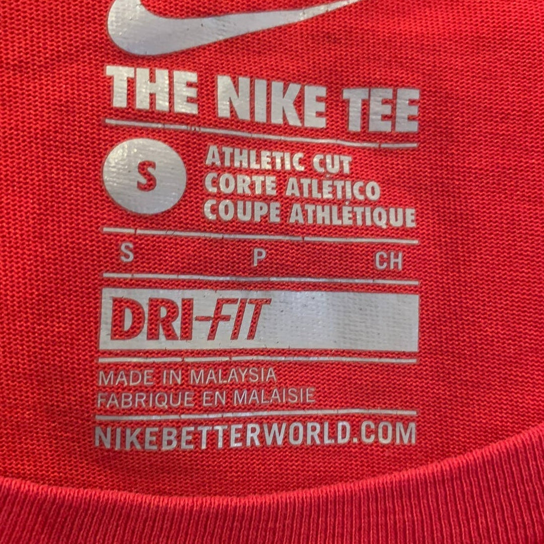 Nike Mens Small Red Althletic Cut Dri Fit Short Sleeve PolyCotton Tee Shirt