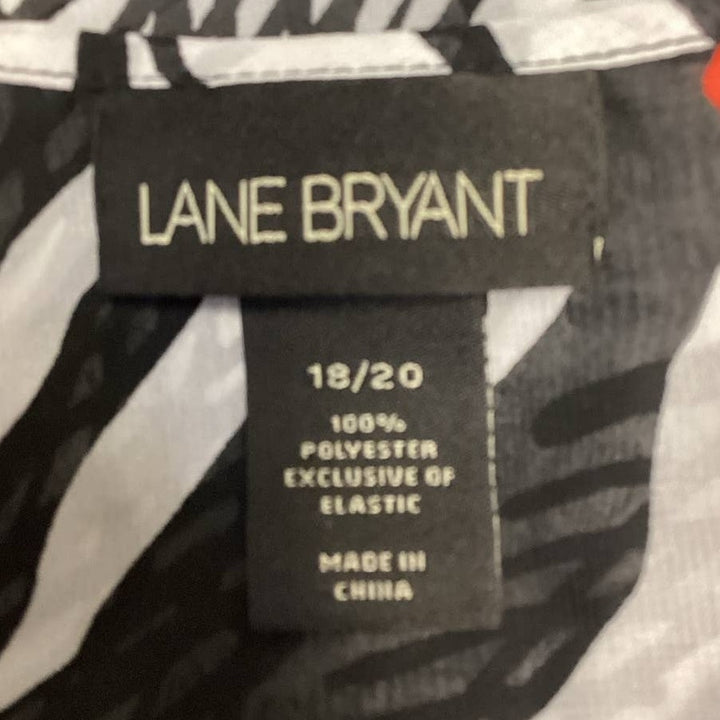Lane Bryant Plus Size 18/20 Gathered Waist Sheer Floral V Neck Flowy Blouse Top